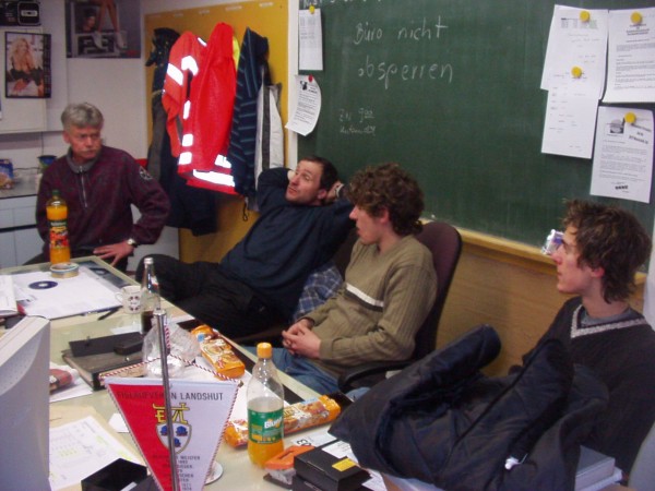 ../Images/2004_04_02_008.jpg